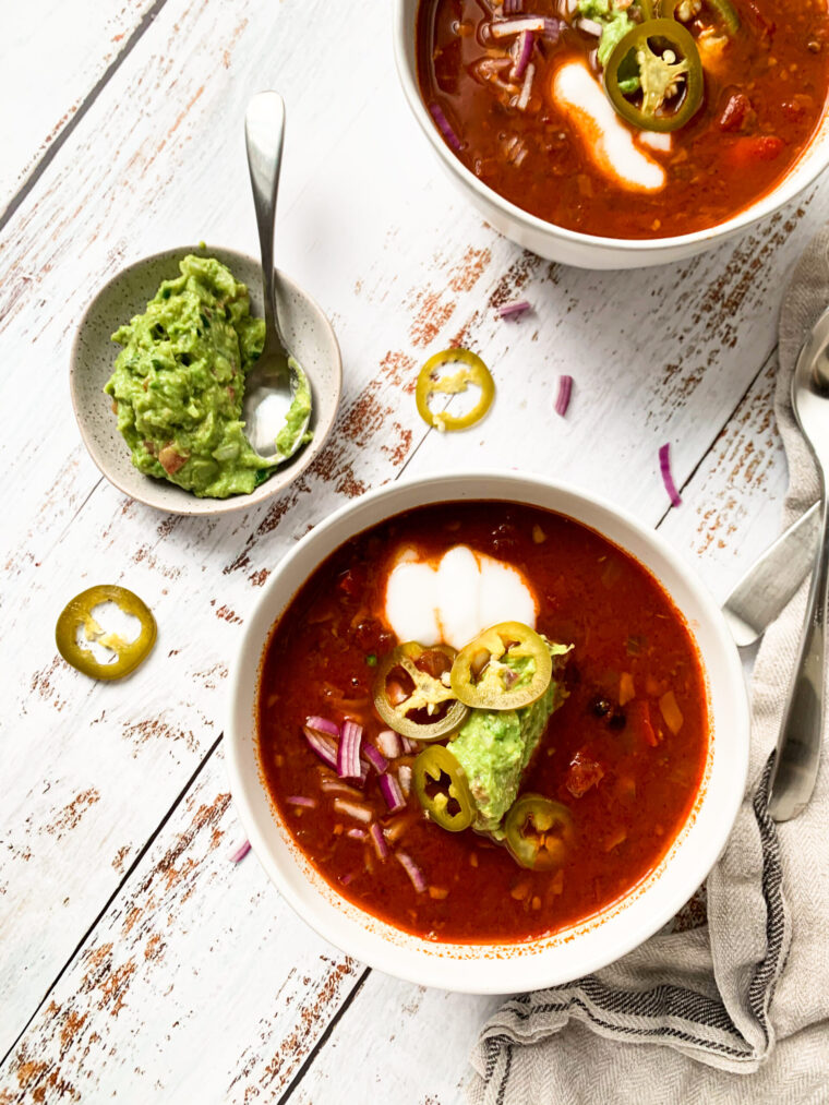 Hearty Vegan Mushroom & Bean Vegetable Chili