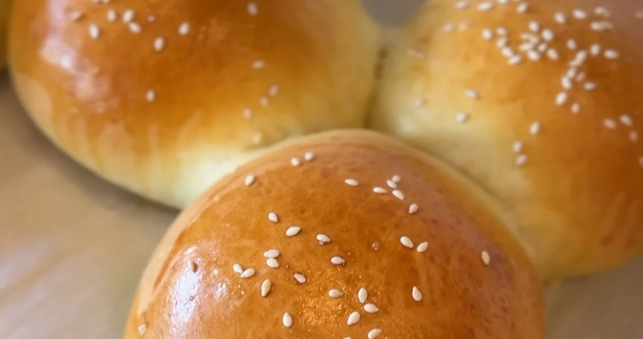 Brioche-Style Classic Burger Buns
