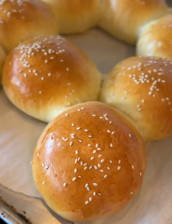Brioche-Style Classic Burger Buns