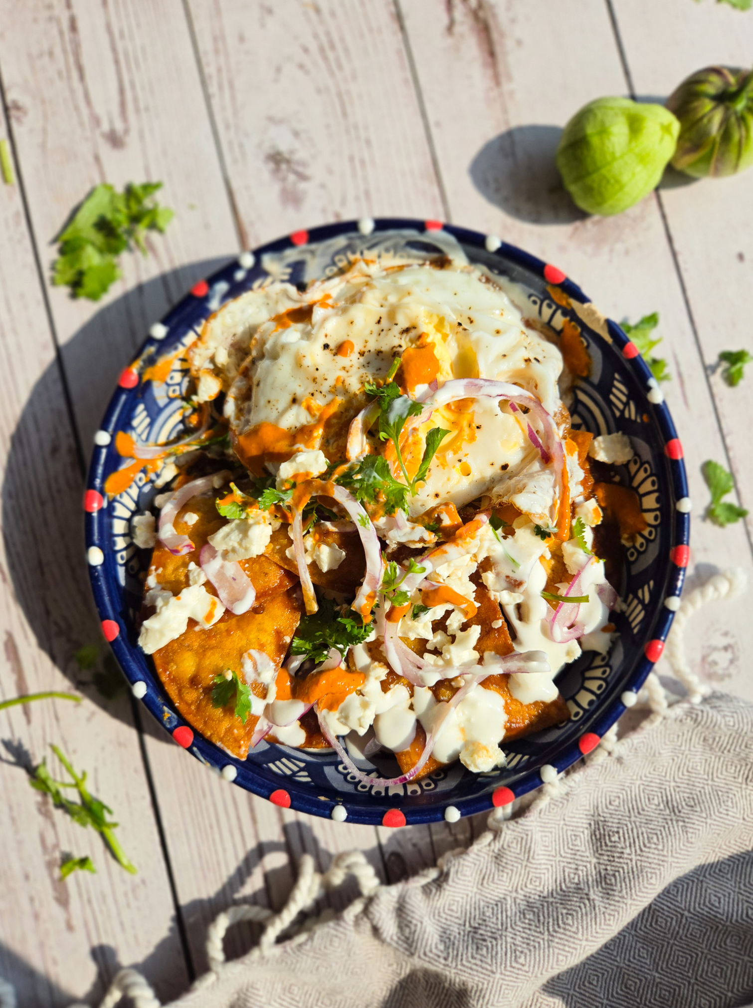 Breakfast Chilaquiles with Eggs | Chilaquiles con Huevo